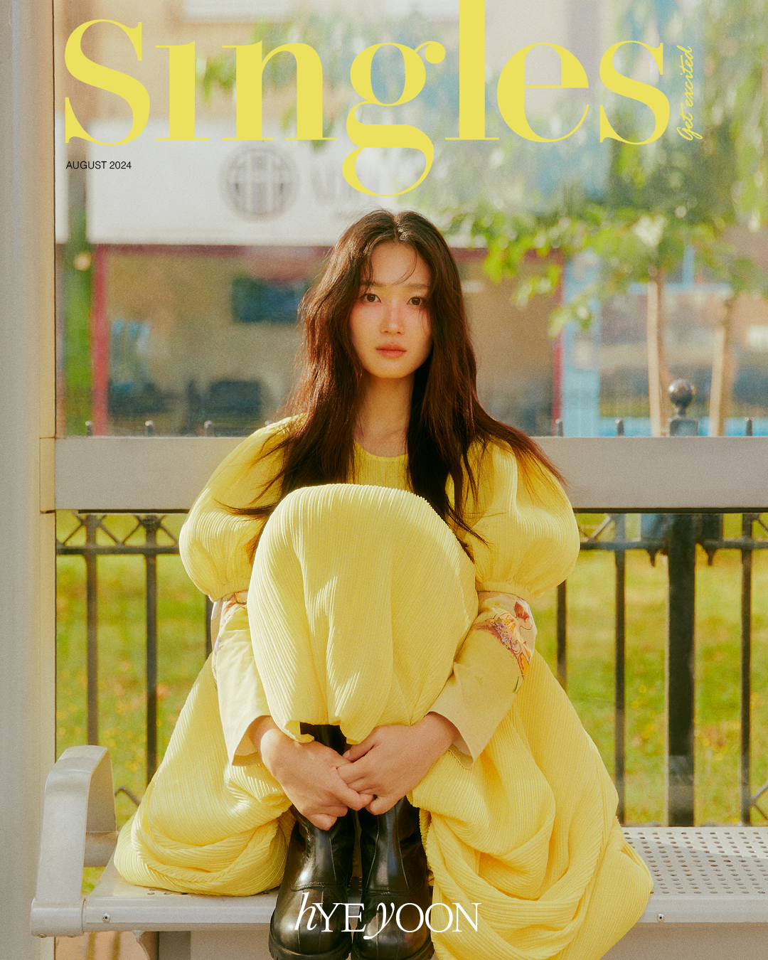 김혜윤 싱글즈 매거진 8월호 커버